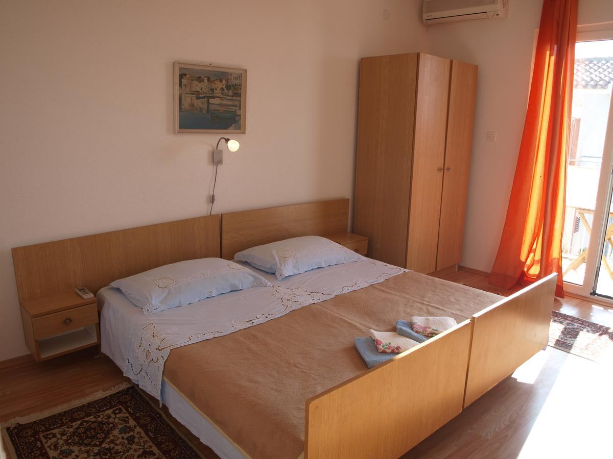 Apartments Nadia Igrane Extérieur photo