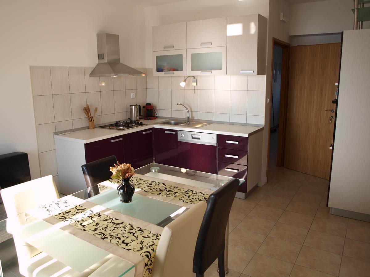 Apartments Nadia Igrane Extérieur photo
