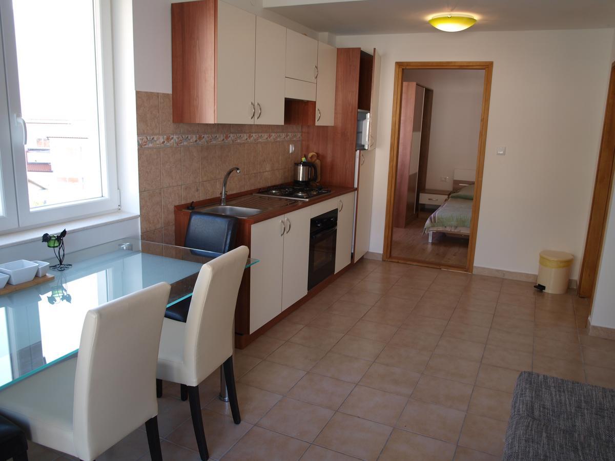 Apartments Nadia Igrane Extérieur photo