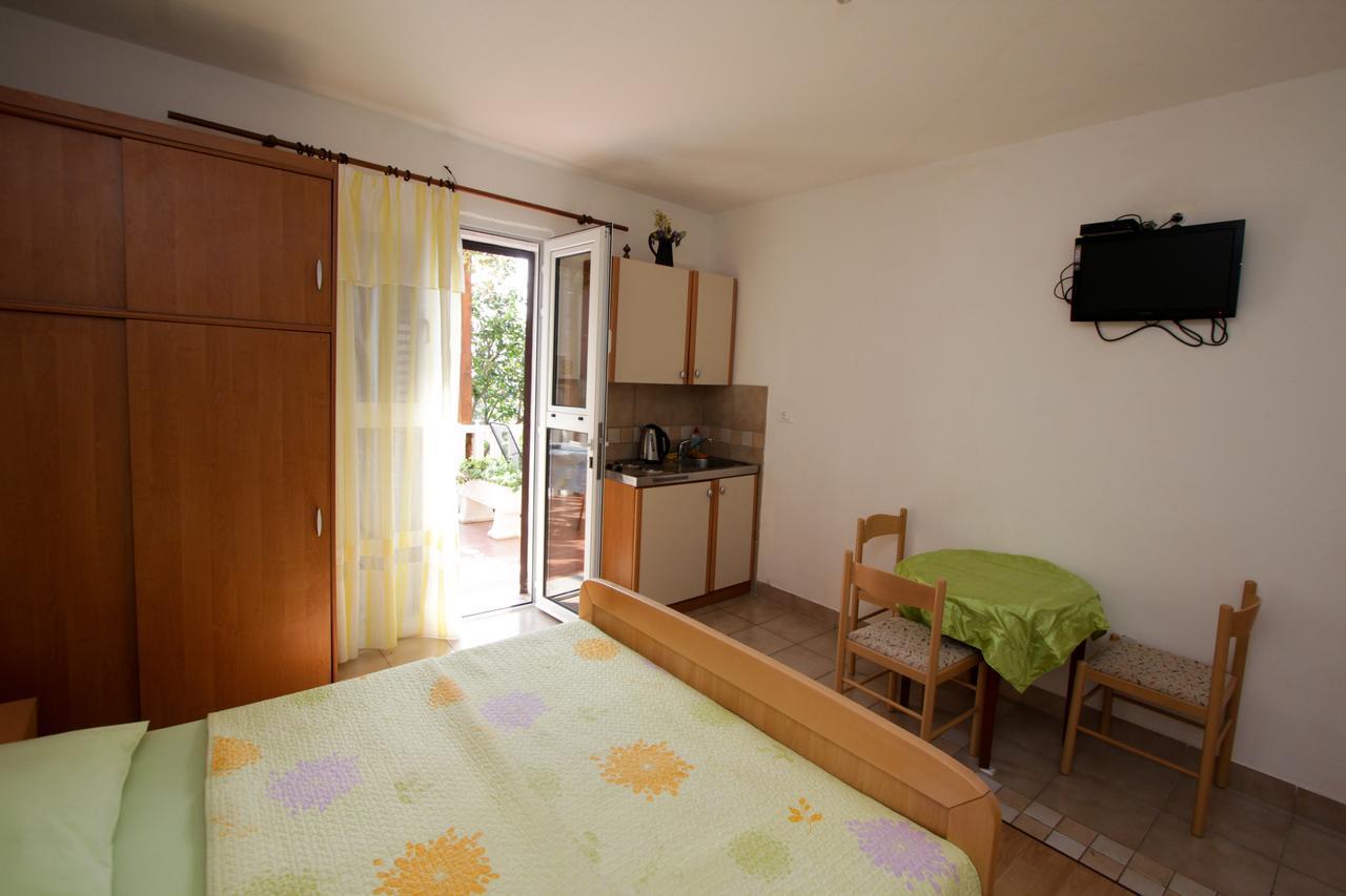 Apartments Nadia Igrane Extérieur photo