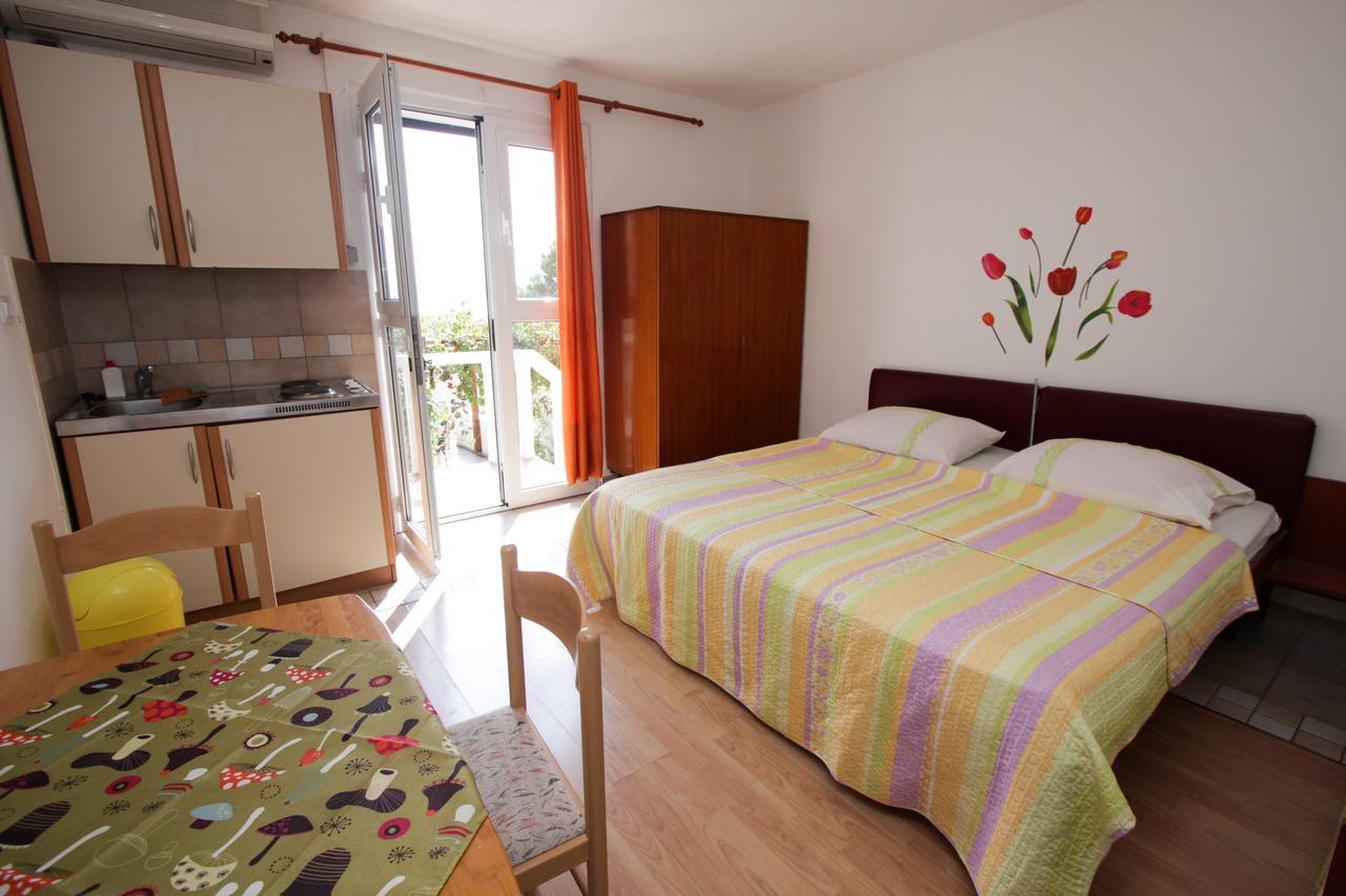 Apartments Nadia Igrane Extérieur photo