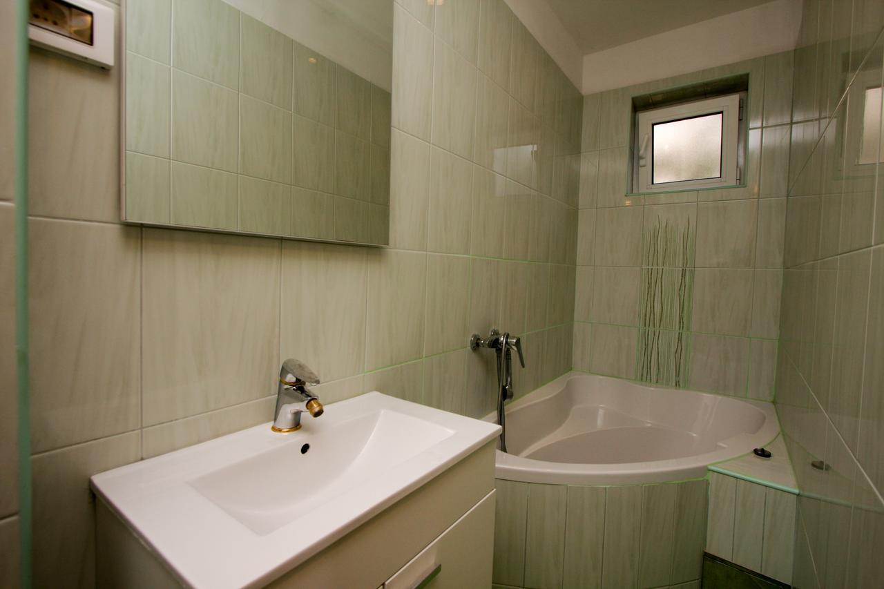 Apartments Nadia Igrane Extérieur photo